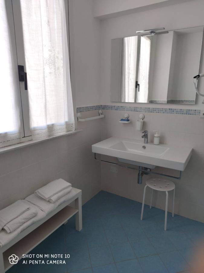 Hotel Casa Valeria Ancône Extérieur photo