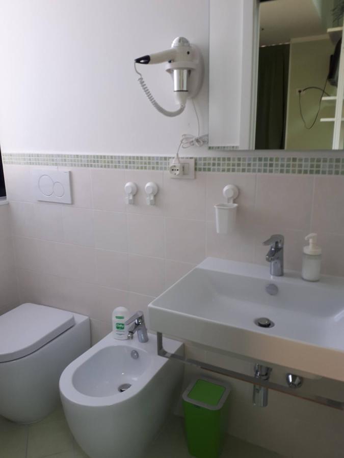 Hotel Casa Valeria Ancône Extérieur photo
